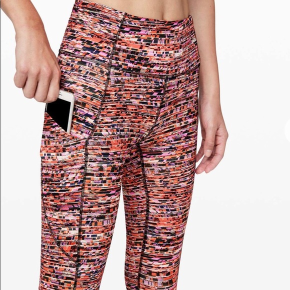 Lululemon leggings - Picture 5 of 9